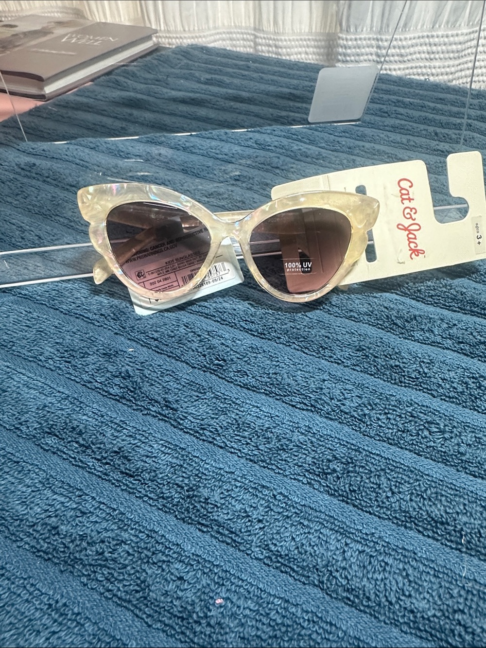 Cat & Jack Iridescent Pearlescent Cat-Eye Sunglasses - Brown Lenses NWT